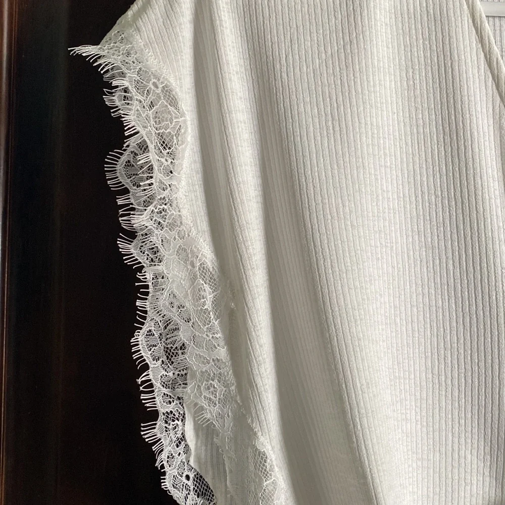 white Zara blouse - Picture 2 of 5